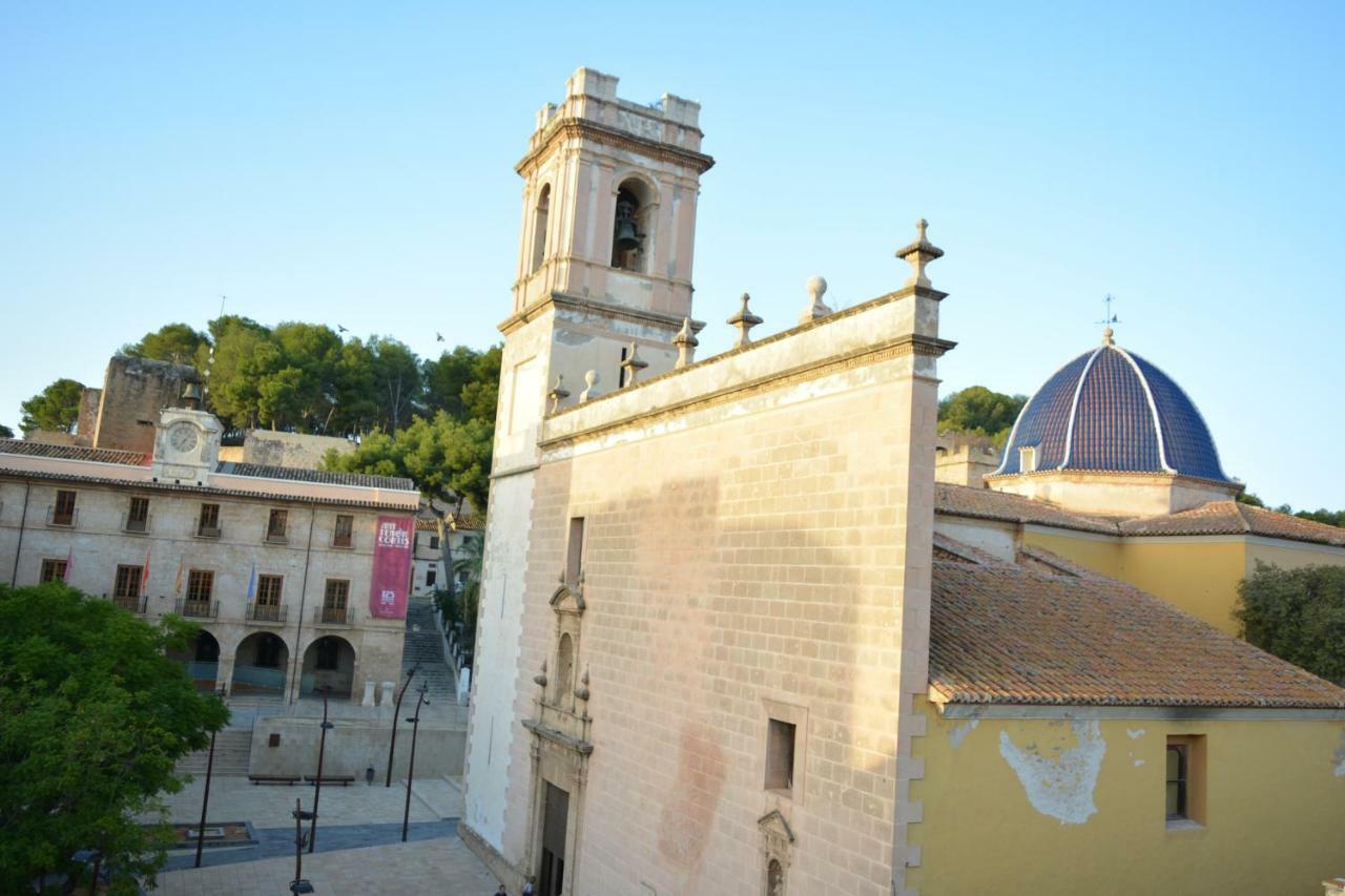 Estudios Ramón Llull *