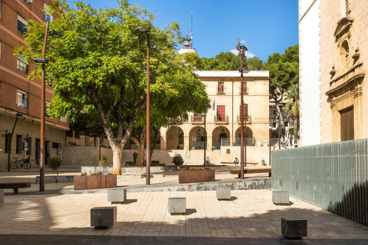 Estudios Ramon Llull
