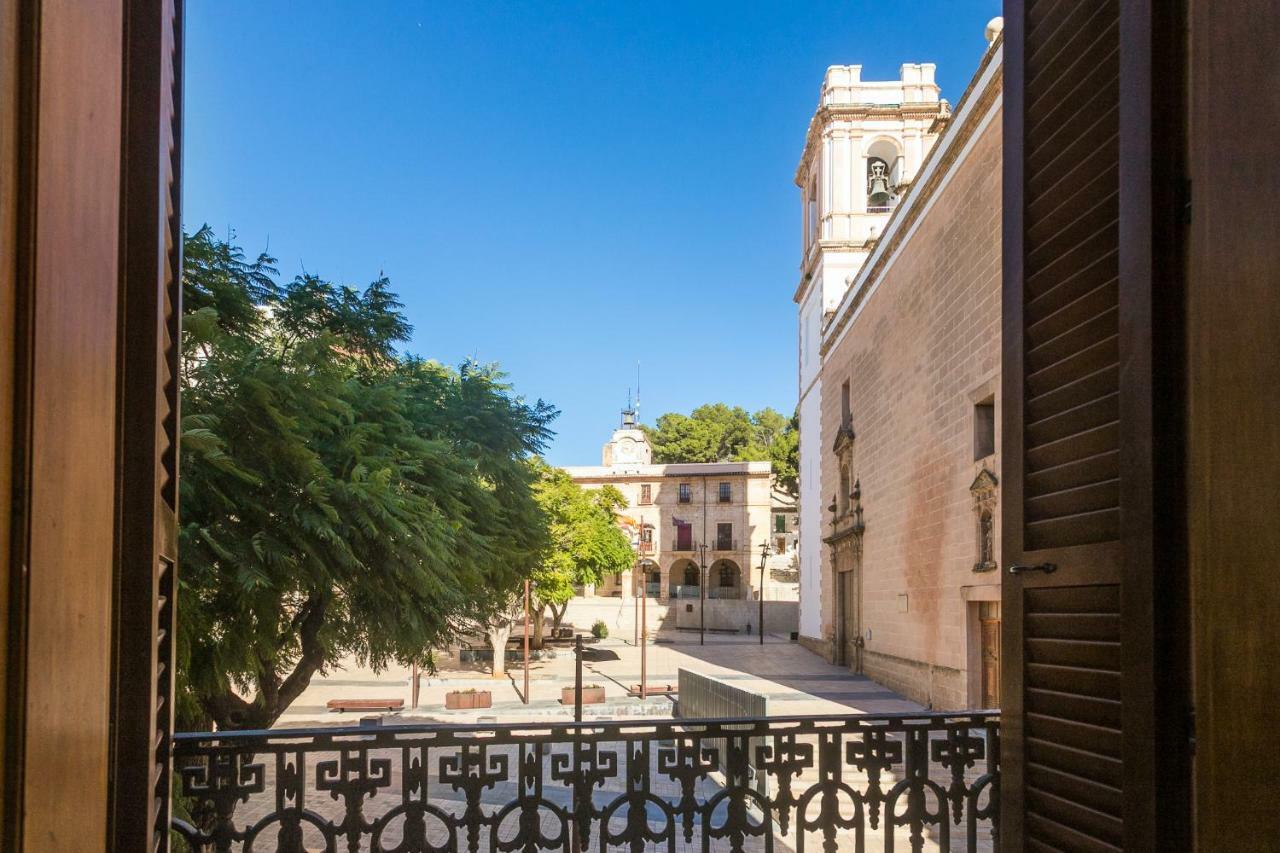Estudios Ramon Llull Appartamento *